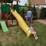 Gyulai Mesehaz * Gyula